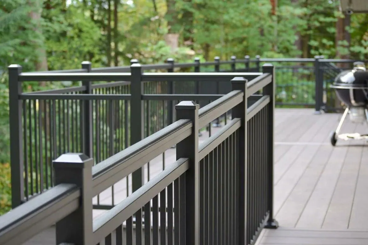 Impression Rail Express® deck railing system