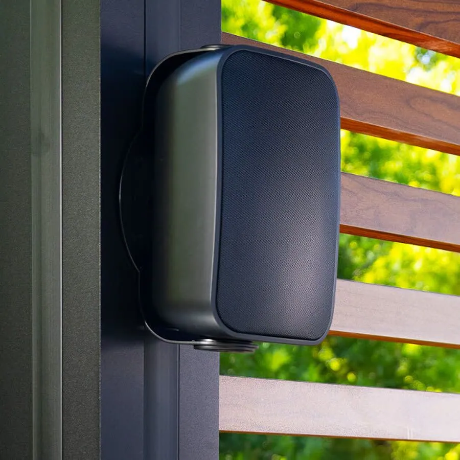 Integrated sound in a Pergola X