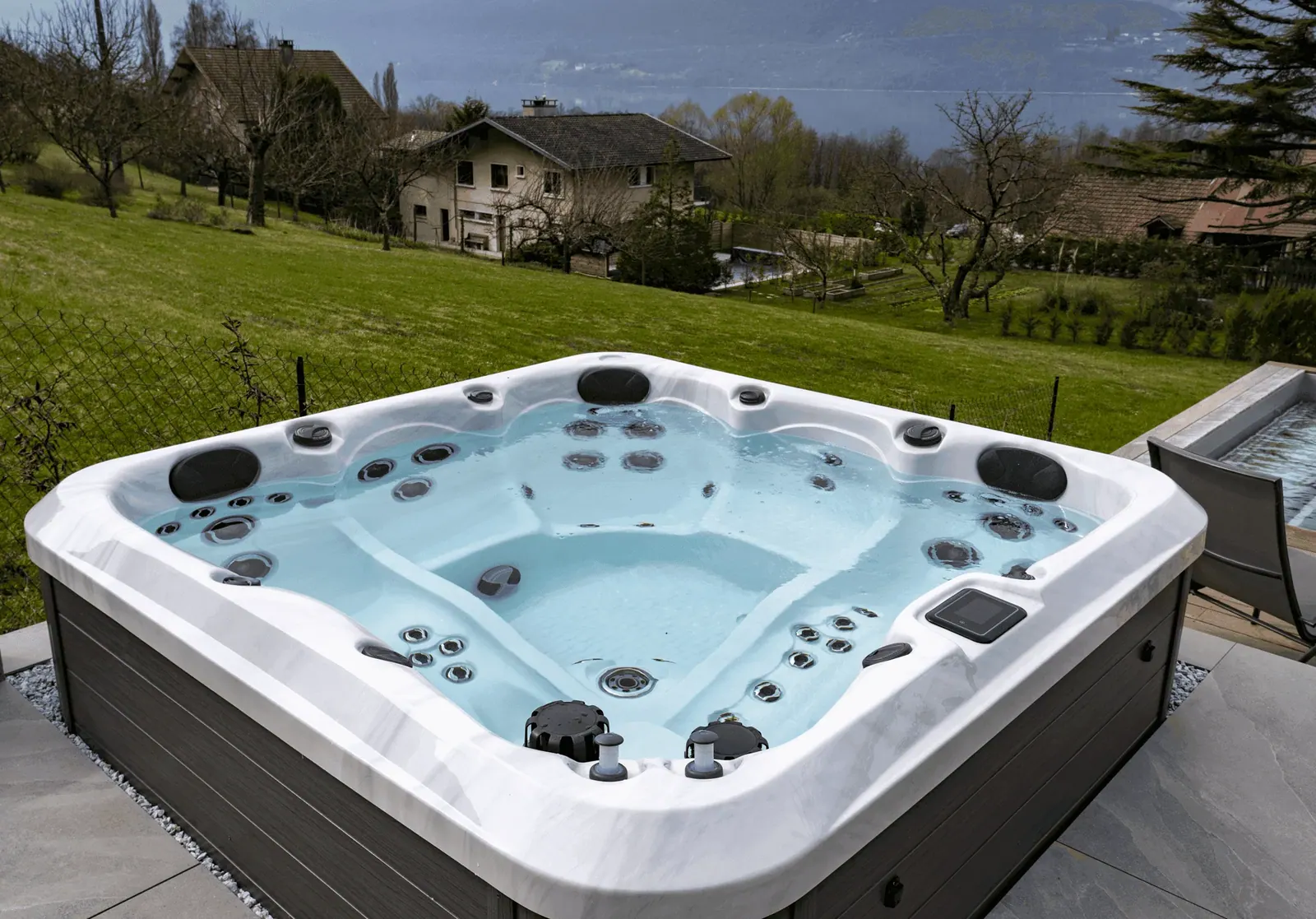 Aurora composite spa shell