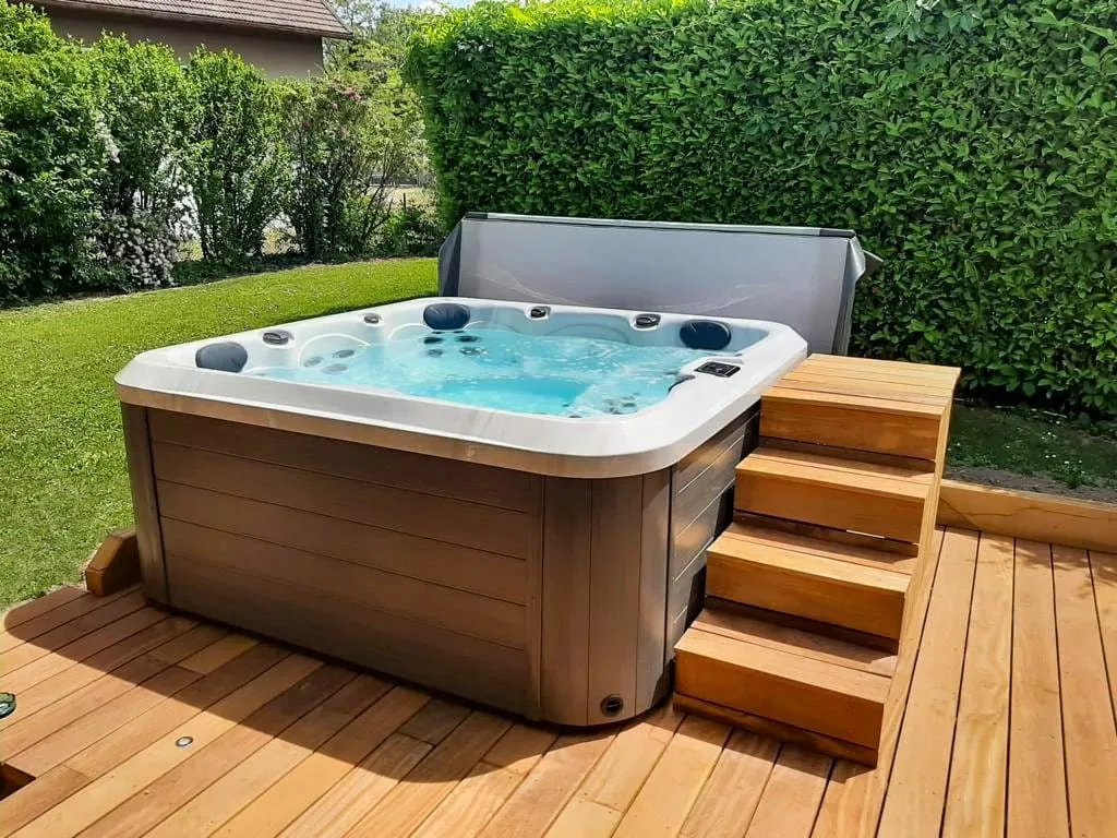 Serenity composite spa shell